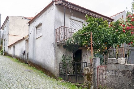 Moradia independente à venda na Travessa Rocha Lima