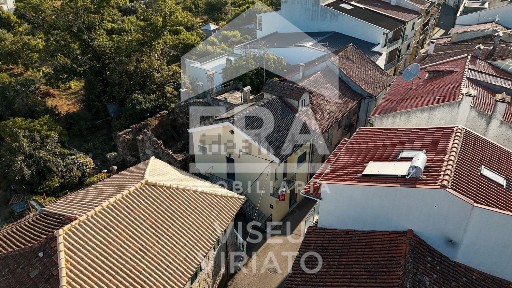 Moradia em banda à venda na Aguieira - Santiago
