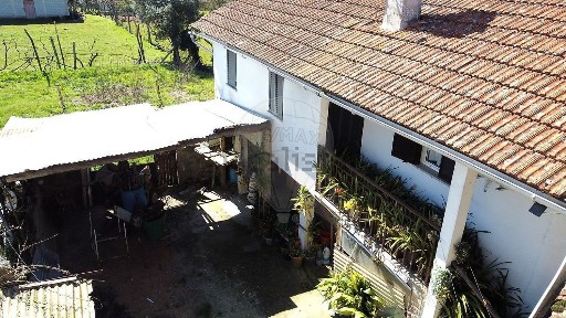 Carvalhais e Candal, Rua dos Tojais