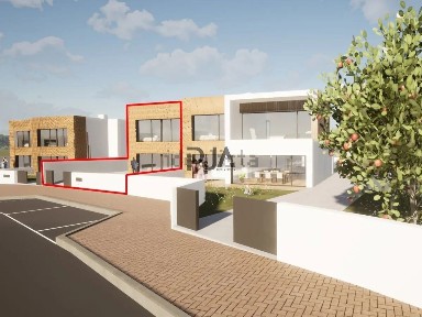 Moradia geminada à venda em Abraveses