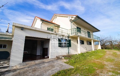 Moradia independente à venda em Povolide