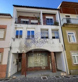 Andar de moradia à venda na Rua João Mendes, 79