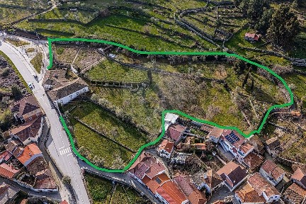 Moradia independente à venda em Paradinha