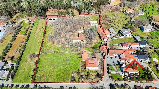 Moradia independente à venda em Sátão