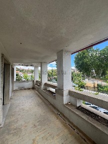 Tomar e Santa Maria dos Olivais, Avenida Marquês de Tomar