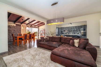 Apartamento T2 à venda na Rua 25 de Abril, 27