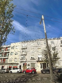 Espaço comercial à venda na Rua Damião de Góis