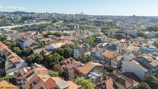 Apartamento T1 à venda na Rua do Duque de Saldanha