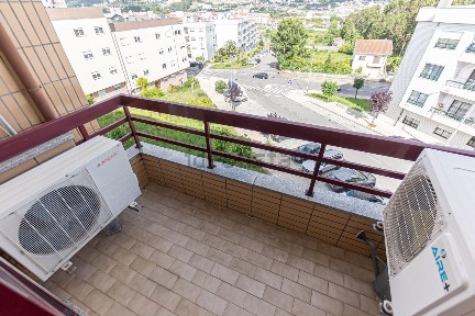 Apartamento T3 à venda na Rua Santa Filomena s/n
