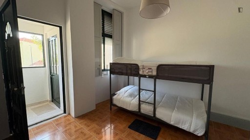 Arrendamento de andar de moradia na Rua de 9 de Julho