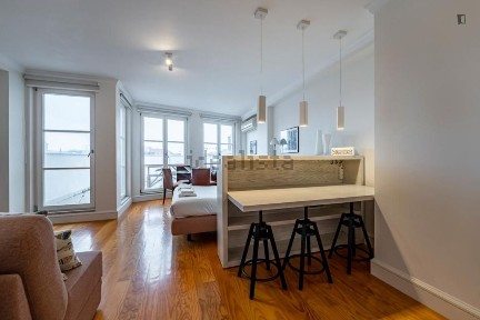 Arrendamento de apartamento T0 na Travessa do Carregal