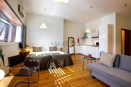 Arrendamento de apartamento T0 na Rua de Camões