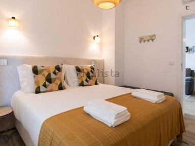 Arrendamento de apartamento T1 na Rua do Heroísmo