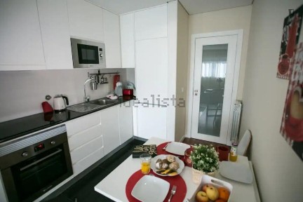 Arrendamento de apartamento T1 na Rua Brito e Cunha