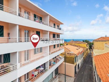 Arrendamento de apartamento T1 na Rua das Mercês, 81