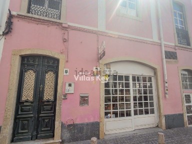Apartamento T4 à venda na Rua da Oliveira