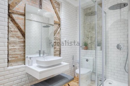 Arrendamento de apartamento T2 na Rua da Boavista