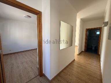 Arrendamento de apartamento T1 na São Miguel das Encostas