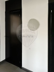 Arrendamento de apartamento T2 na Rua Fontaínhas