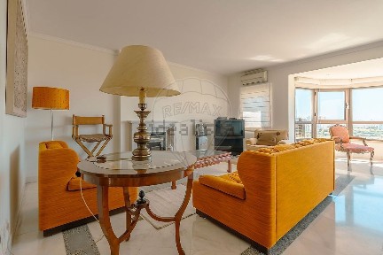 Arrendamento de apartamento T3 nas Olaias