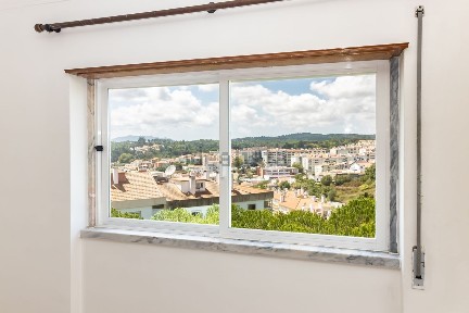 Apartamento T2 à venda na Rua 25 de Abril, 45