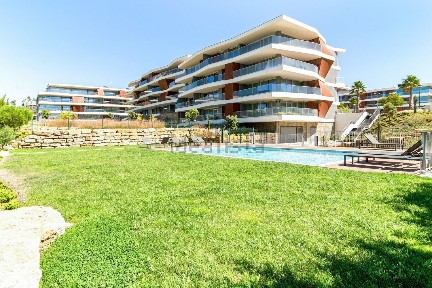 Apartamento T2 à venda na Alameda Senhor da Serra s/n