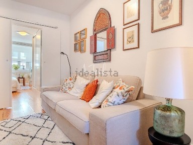 Apartamento T2 à venda na Rua Parreiras, 21