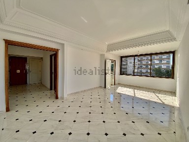 Apartamento T4 à venda na Avenida dos Estados Unidos da América