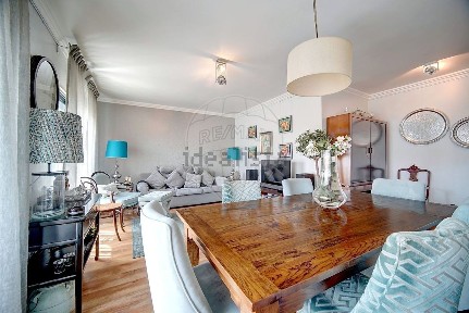 Apartamento T2 à venda na Rua Paz dos Reis
