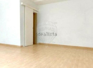 Espaço comercial à venda na Rua das Pedreiras