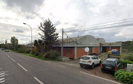 Armazém à venda na Quinta da Moura