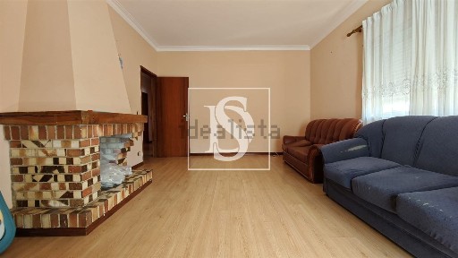 Apartamento T3 à venda na Rua de São Sebastião, 268