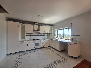 Arrendamento de duplex na Rua do Vale Grande