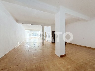 Espaço comercial à venda na Rua Henrique Sales, 37