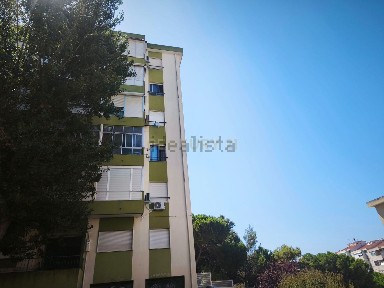 Apartamento T3 à venda na Rua Dili, 13