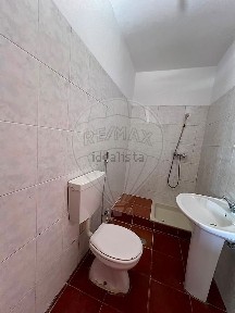 Moradia independente à venda na Quinta da Marquesa - Vila Amélia