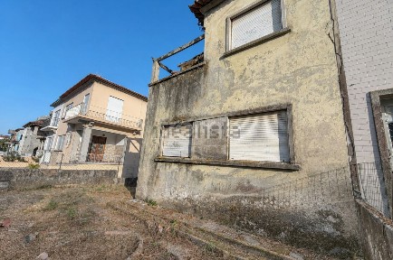 Vila Nova de Famalicão e Calendário, Centro, Rua Barão de Trovisqueira, 331