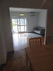 Arrendamento de apartamento T3 na Rua Conselheiro Lobato, 491