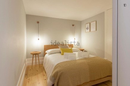 Arrendamento de apartamento T2 na Rua de Santa Teresa