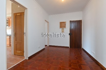 Arrendamento de apartamento T2 na Praceta José Magro, 2