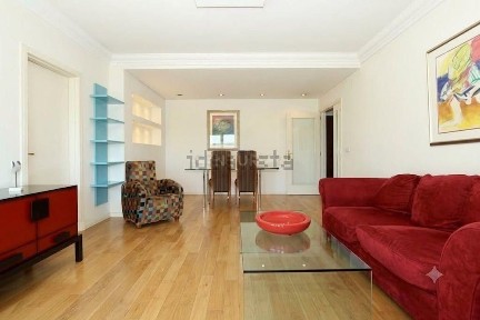 Arrendamento de apartamento T1 na Rua de Campolide