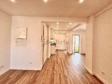 Apartamento T2 à venda na Rua Bastos Nunes, 28