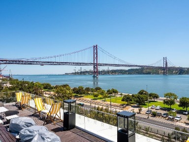 Apartamento T1 à venda na Rua da Junqueira