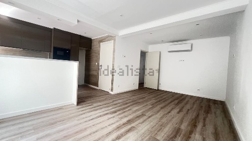 Apartamento T2 à venda na Rua da Eira
