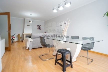 Apartamento T2 à venda na Rua de São Tiago