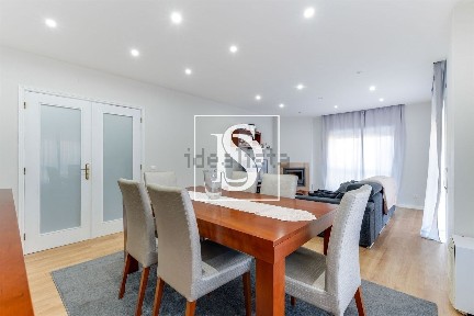 Apartamento T2 à venda em Touguinha e Touguinhó
