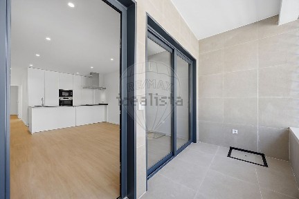 Apartamento T2 à venda na Rua de Antero de Quental