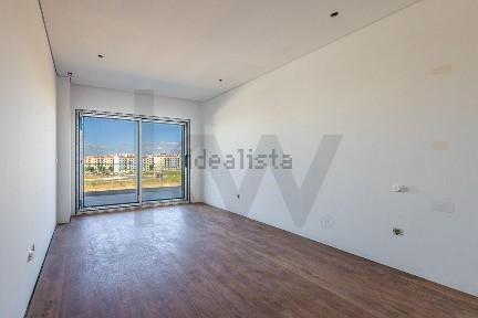 Apartamento T3 à venda na Rua C