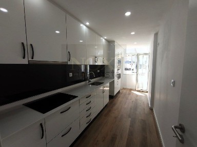 Apartamento T2 à venda na Rua União Piedense