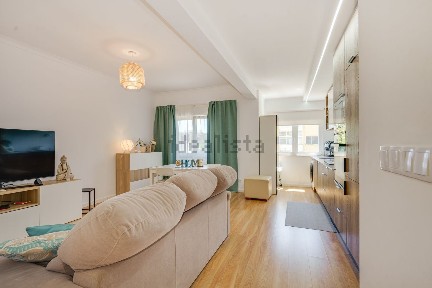 Apartamento T2 à venda na Rua Viriato